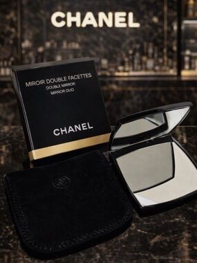 Chanel Miroir Double Facettes Compact Mirror - Black